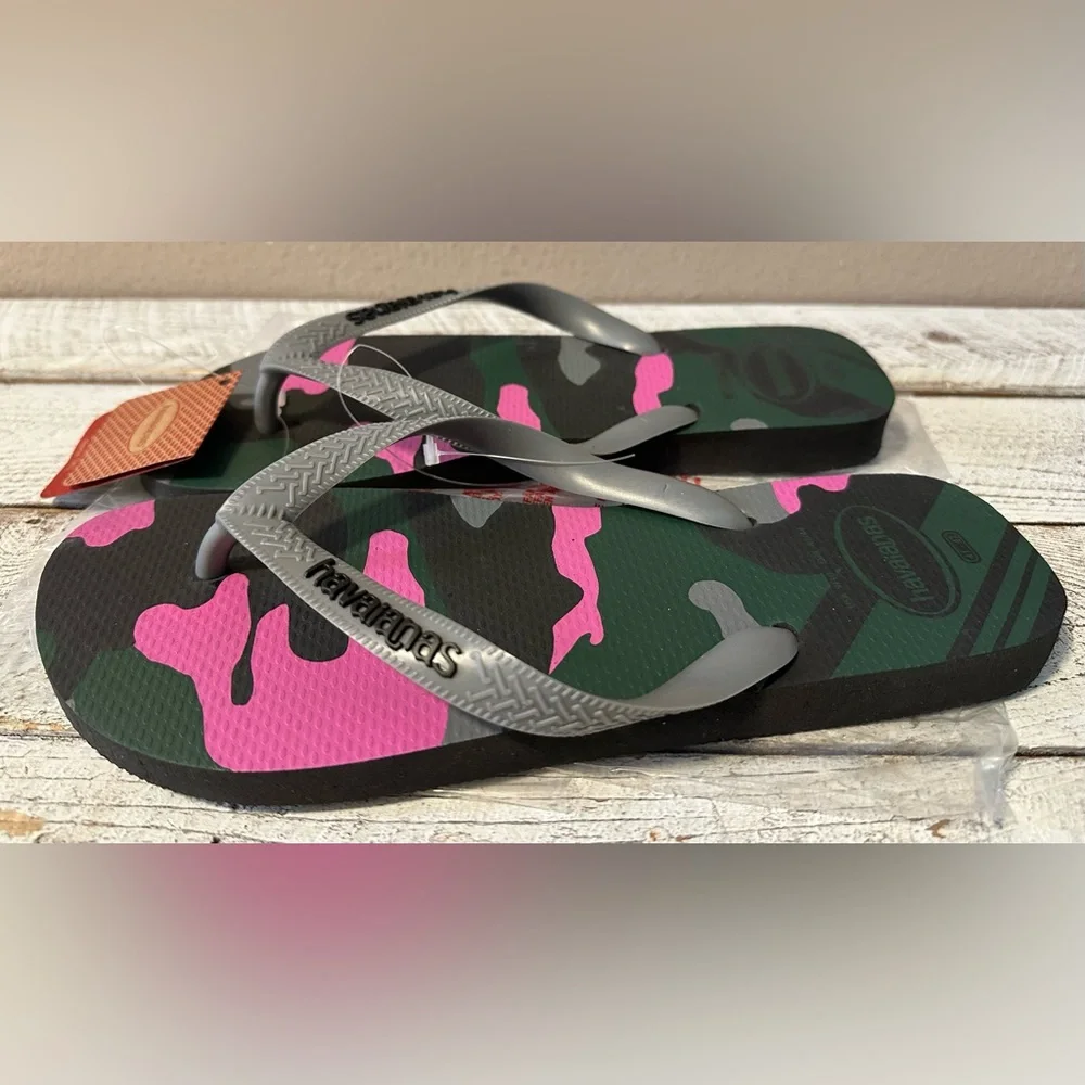 Havaianas Flip Flops - NWT